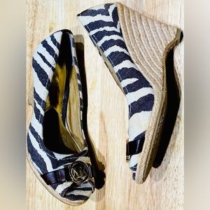 🔴20% off today only Michael Kors Zebra heels